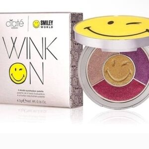 CIATE LONDON x SMILEY WORLD WINK ON EYE SHADOW PALETTE NEW IN BOX